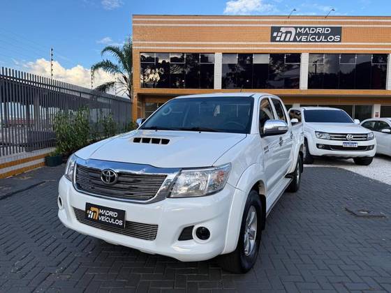 TOYOTA HILUX 3.0 SRV 4X4 CD 16V TURBO INTERCOOLER DIESEL 4P MANUAL TOYOTA HILUX 3.0 SRV 4X4 CD 16V TURBO INTERCOOLER DIESEL 4P MANUAL